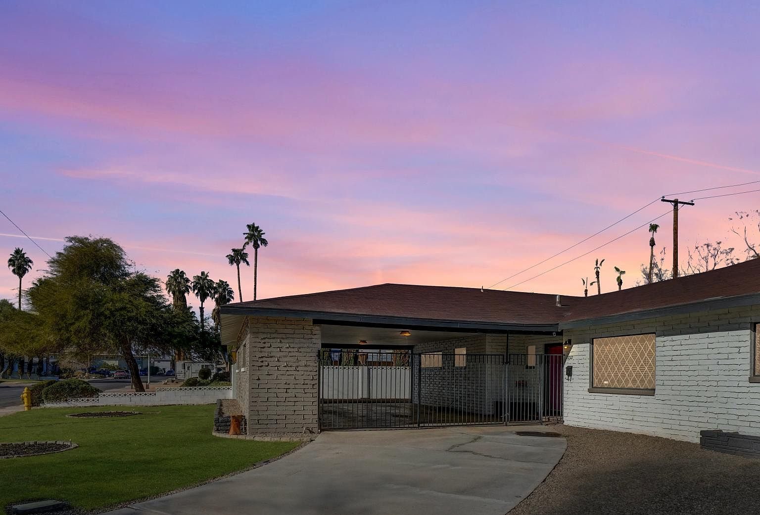 553 Barbara Way, photo 1 of 1